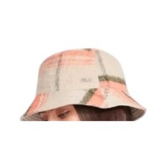 Steve Madden Logo Plate Brushed Bucket Hat Light Peach OSFA NWT - Picture 1 of 2